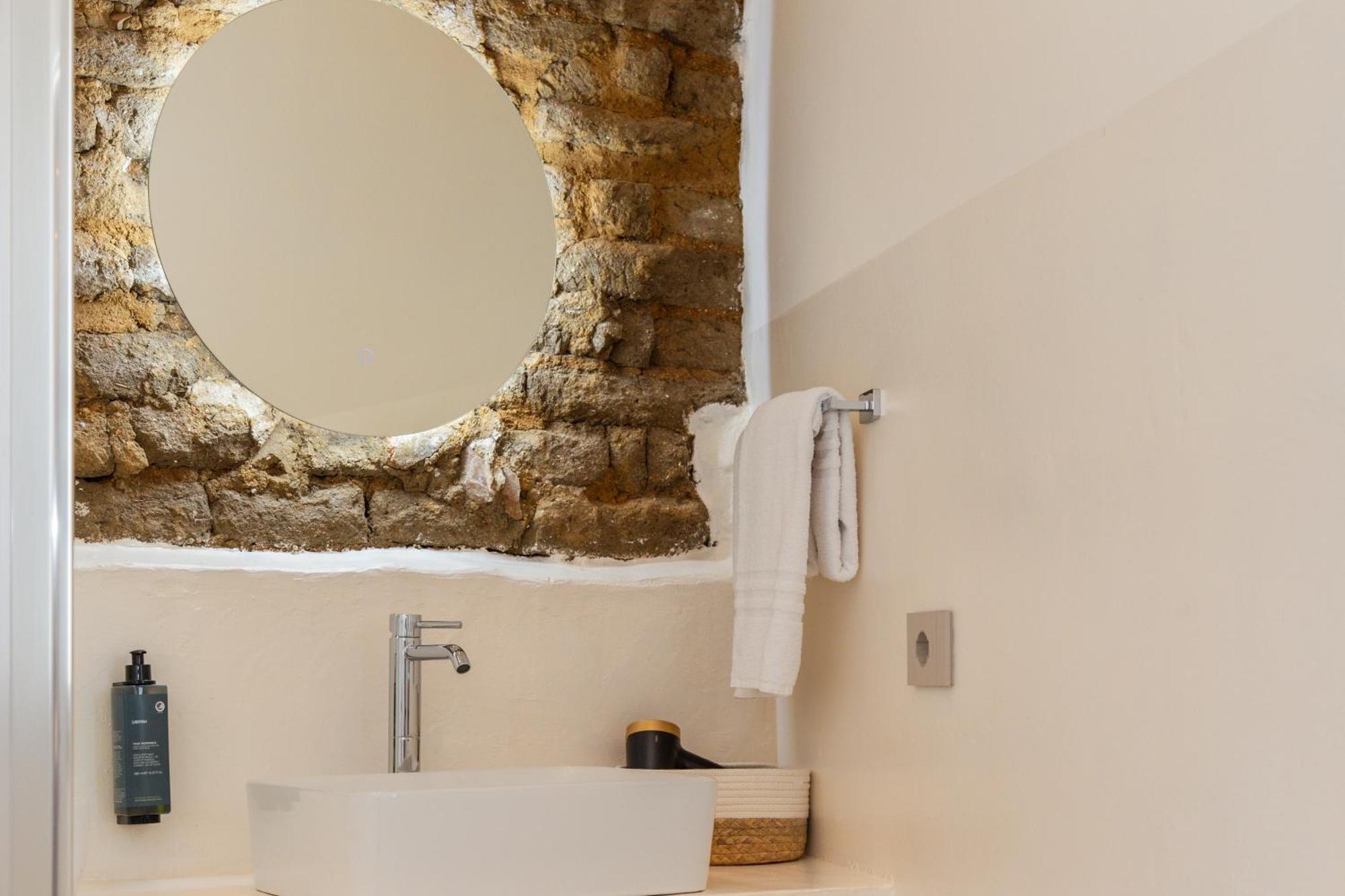 Ausentu Guest House Тортолі Екстер'єр фото