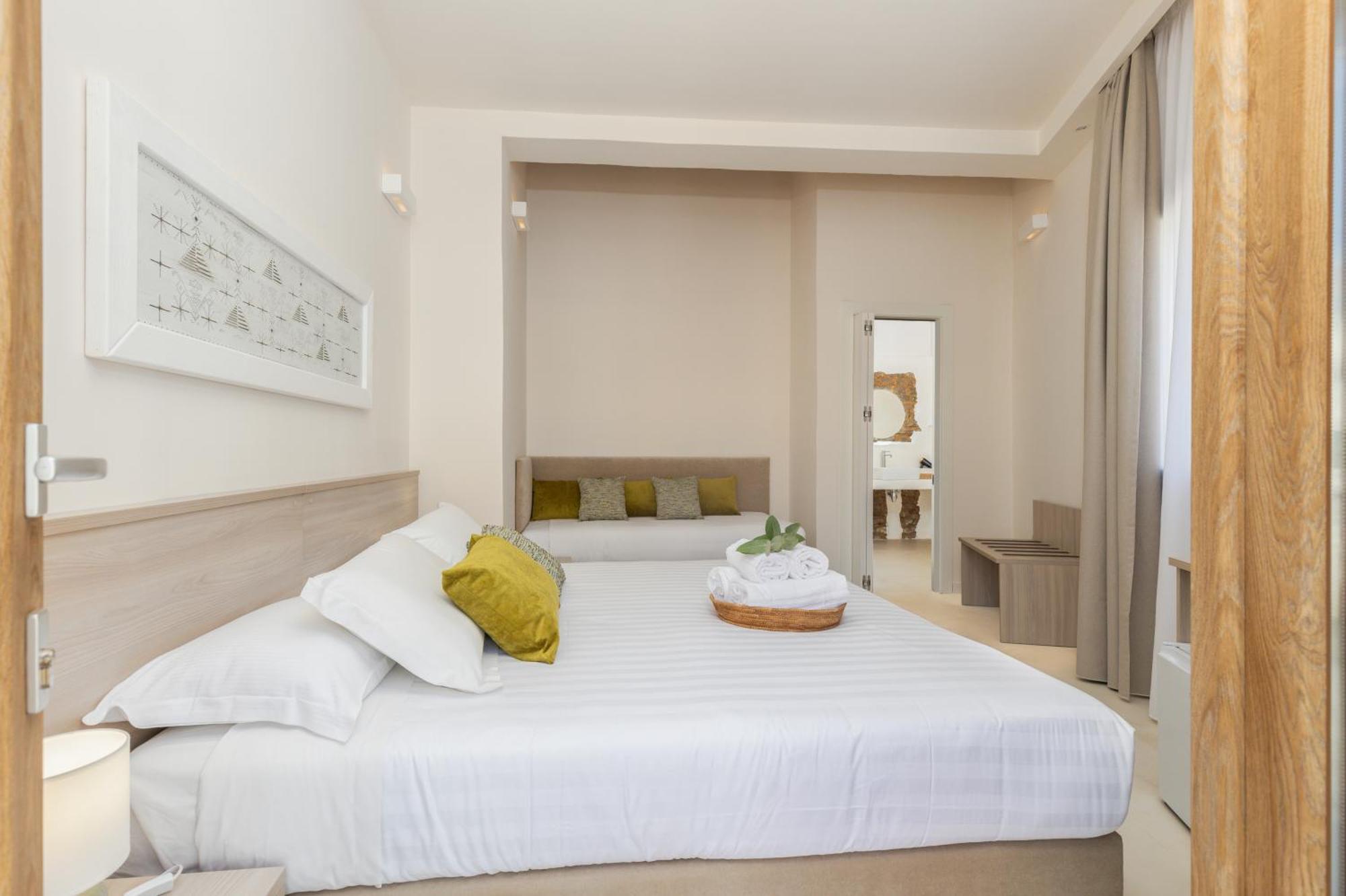 Ausentu Guest House Тортолі Екстер'єр фото