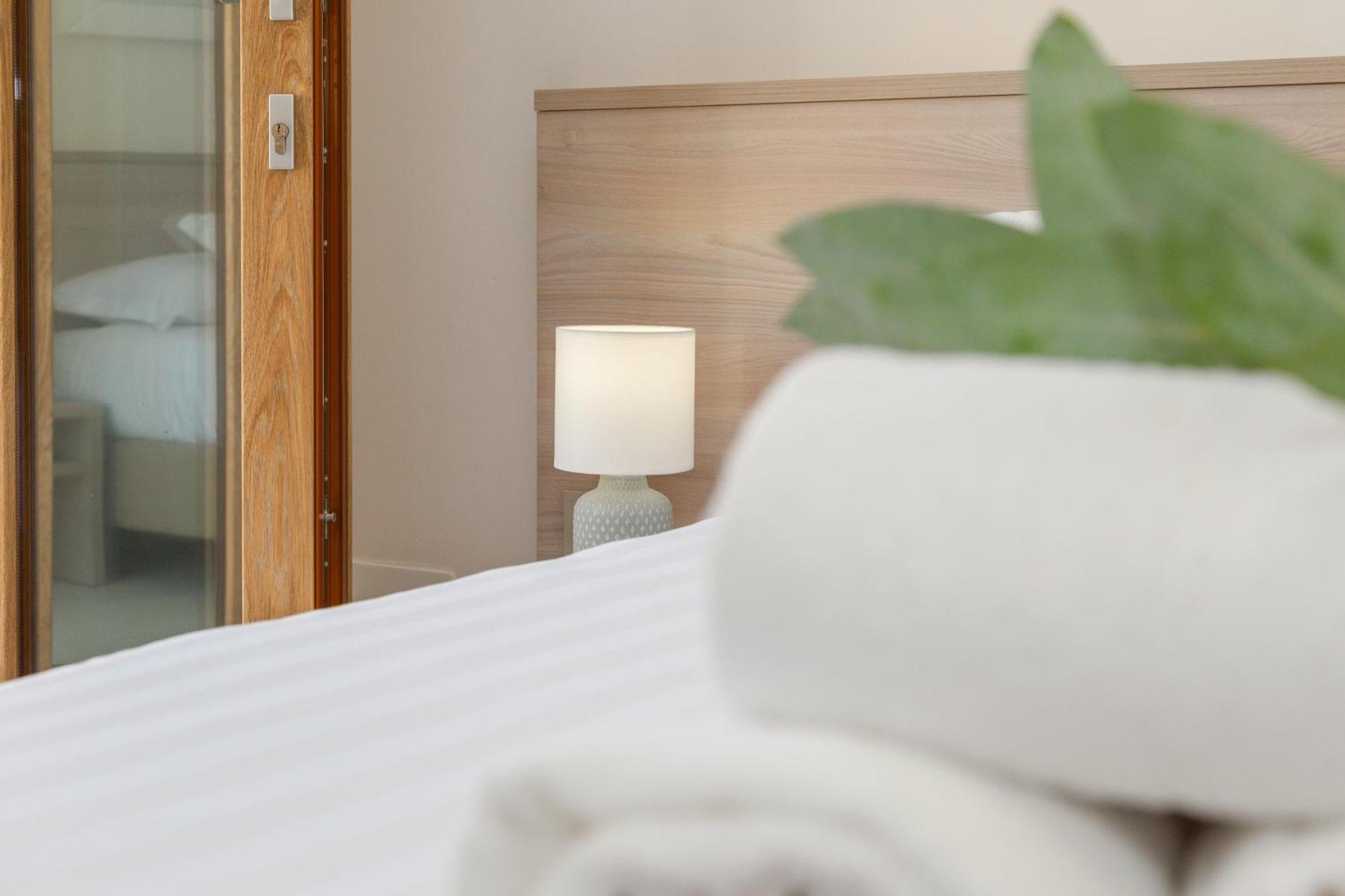 Ausentu Guest House Тортолі Екстер'єр фото