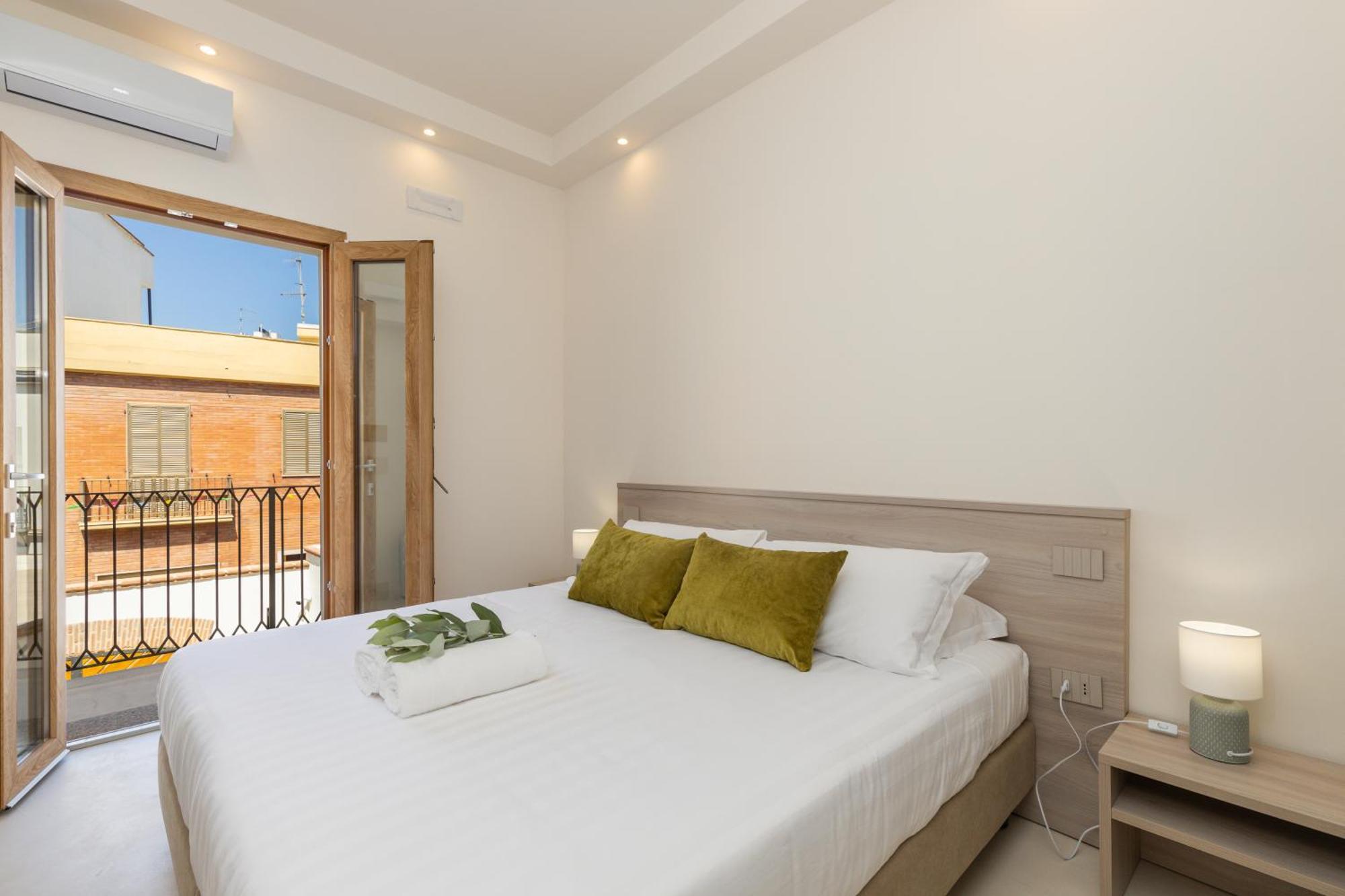 Ausentu Guest House Тортолі Екстер'єр фото